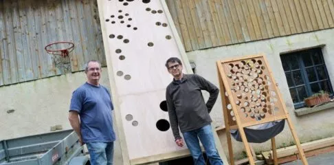 Jeu géant en bois, monte-boule, bénévoles Fête médiévale Grand-Fougeray